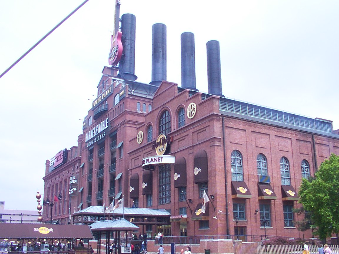 Barnes & Noble Bookstore