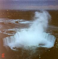 The Horseshoe Falls as night falls