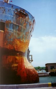 The same ship, 30m higher, leaving Lock 2